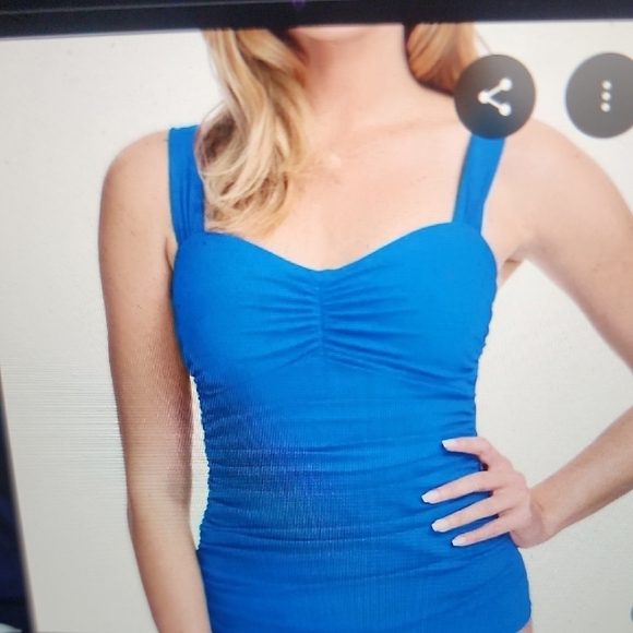 GOTTEX WOMENS 34D SCOOP NECK SHIRRED TANKINI TOP - Picture 1 of 4